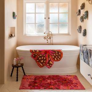 Bonnie and Neil Bath Mat | Candy Pink Long