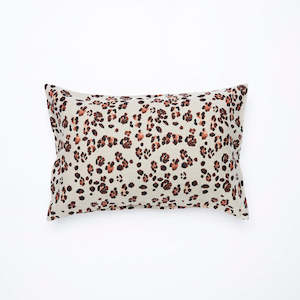 Society Of Wanderers Pillowcases | Leopard