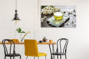 Glass Art Chamomile herbal tea with flower Smart Art Design