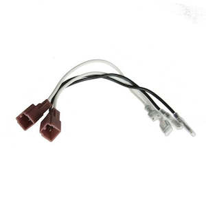 A 100 1008 Harnesses: Speaker Lead Adapter Nissan -AERPRO (71 APS34)