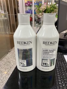 Redken Acidic Bonding Concentrate Shampoo and Conditioner 500ml Duo