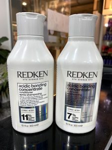 Redken Acidic Bonding Concentrate Shampoo & Conditioner 300ml Duo