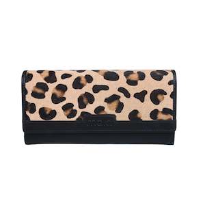 Women's Wallet: Matrah Matinee Purse - Black