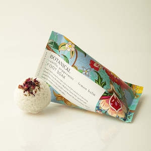 Florist: Vanilla, Peppermint + Green Clay Foot Soak