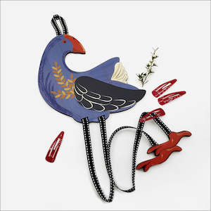 Baby wear: pukeko hairclip tidy