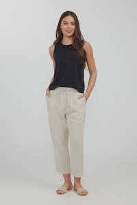 Clothing: Humidity Lido 3/4 Linen Pants Natural