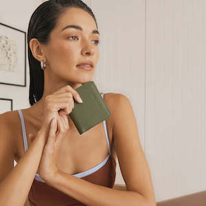 Clothing: status Anxiety Sense Of Wonder Wallet Khaki