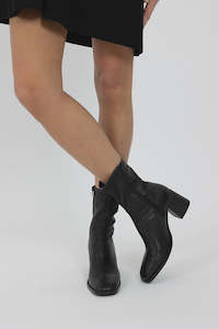 Clothing: Humidity Tori Boot Black