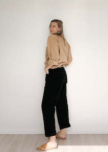 Clothing: Le Edit Mom Jeans In Black