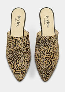 Ivylee Dea Calf Hair Mule in Leopard