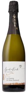 Liquor store: Spade Oak Le Champ Blanc De Blanc Voysey Gisborne NV