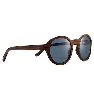 (b2b) WANDERER -  Oak wood Frame with Black Polarised Lens