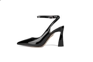 Shoe: Sacha Pump