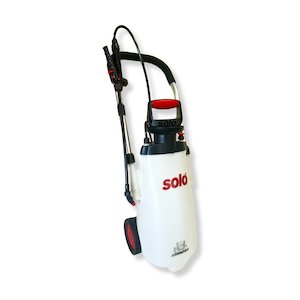 Lawn mower wholesaling: Solo 11L trolley sprayer 453