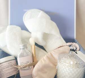 Classic Bridal Gift Box