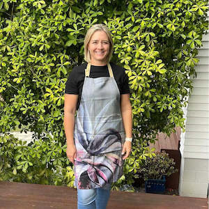 Inge's Art Apron - Aloe