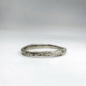 Sandcast Ring Silver 1.8mm - SONIA THERESE