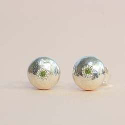 Pebble studs - Sterling Silver with Green Peridot