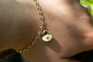 Jewellery manufacturing: Water Drop Bracelet - 9ct Yellow Gold