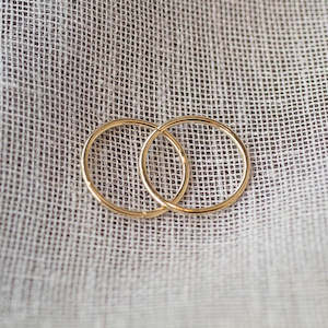 Jewellery manufacturing: Plain Sleeper Earrings - 16mm - 9ct Yellow Gold