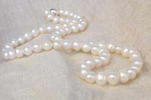 Semi-Round Pearl Necklace - 6-7mm - White