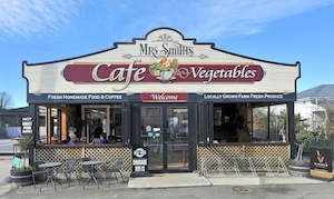 Mrs Smiths Cafe & Vegetables - Riwaka