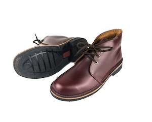 Shoe: McKinlays Haast Boot Yarra