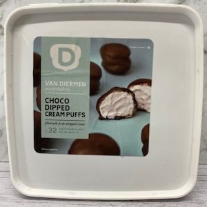 Triple Chocolate Chunk Cheesecake Round – pick up only – South City Party N…