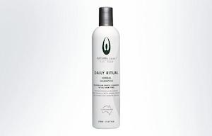 Natural Look Daily Ritual Herbal Shampoo 375ml