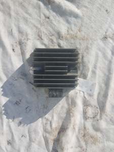 USED Suzuki LT-A500X Regulator / Rectifier