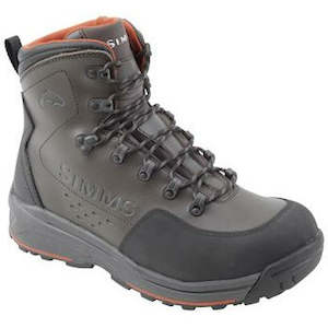 Sporting equipment: SIMMS FREESTONE WADING BOOT