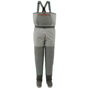 Sporting equipment: SIMMS FREESTONE WADERS