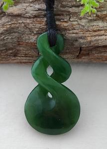 NZ Greenstone Small Double Twist - 43mm #52