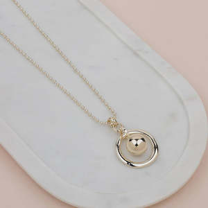 Womenswear: Gold Circle Necklace