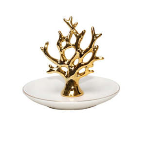 Womenswear: Tree Ring Holder