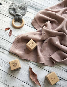 Gift: Marley Organic Blanket