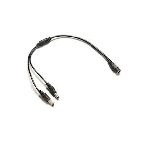 Automotive component: DC Power Plug Splitter Cable 1 to 2 - 5.5 x 2.1mm connector