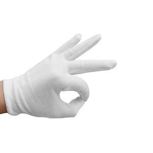 Photographic equipment: White Cotton Gloves Pair (Small - Medium)