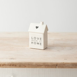 Rosefields - Love Begins at Home Decoration House