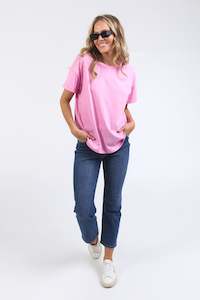 Womenswear: Elm Halli S/S Tee - Pretty Pink