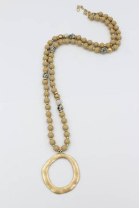 Beau Necklace - Caramel Disc