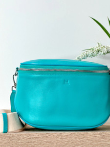 Womenswear: Lemon Tree Dani Leather Bag Blue Lagoon (Turquoise)