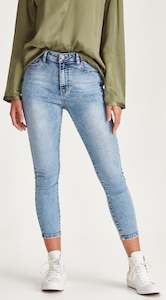 Womenswear: Junkfood Jeans Grace Short Stuff Jean Blue