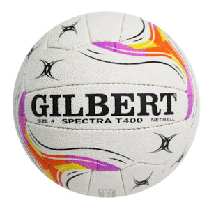 Sporting equipment: Gilbert Spectra Netball - Size 5