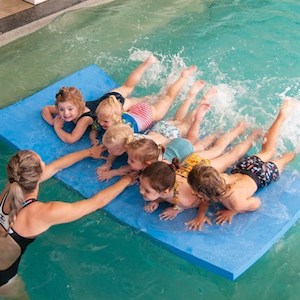 Sporting equipment: Swimming Float Mat