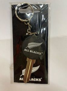 All Blacks Key With Chain