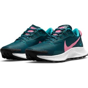 Running: NIKE WOMENS PEGASUS TRAIL 3