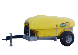 Caffini Carrobotte 3000 Trailer sprayer 3000L with COMET APS 121