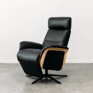 Furniture: IMG Space 5100 Chair Manual Integrated