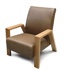 Mogambo leather armchair in coronet olive